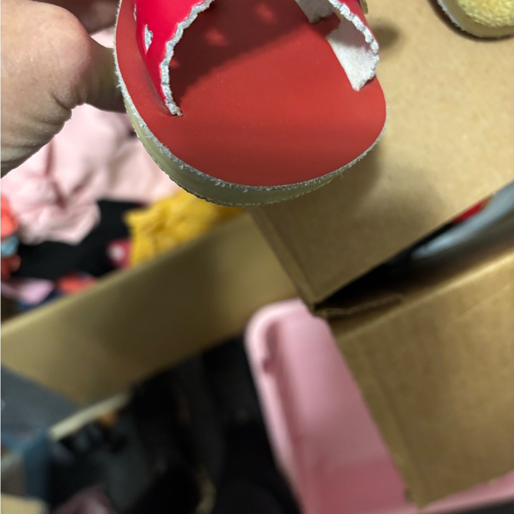 Red with Adjustable Straps - Picture 7 of 7